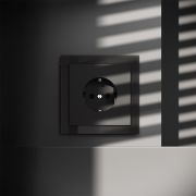Розетка 1-м СП S70 16А с заземл. механизм черн. матов. Voltum VLS040108
